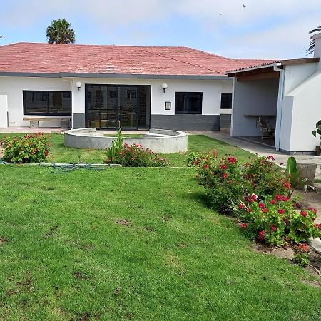 Beach Garden Guesthouse With Self Catering Swakopmund Eksteriør billede