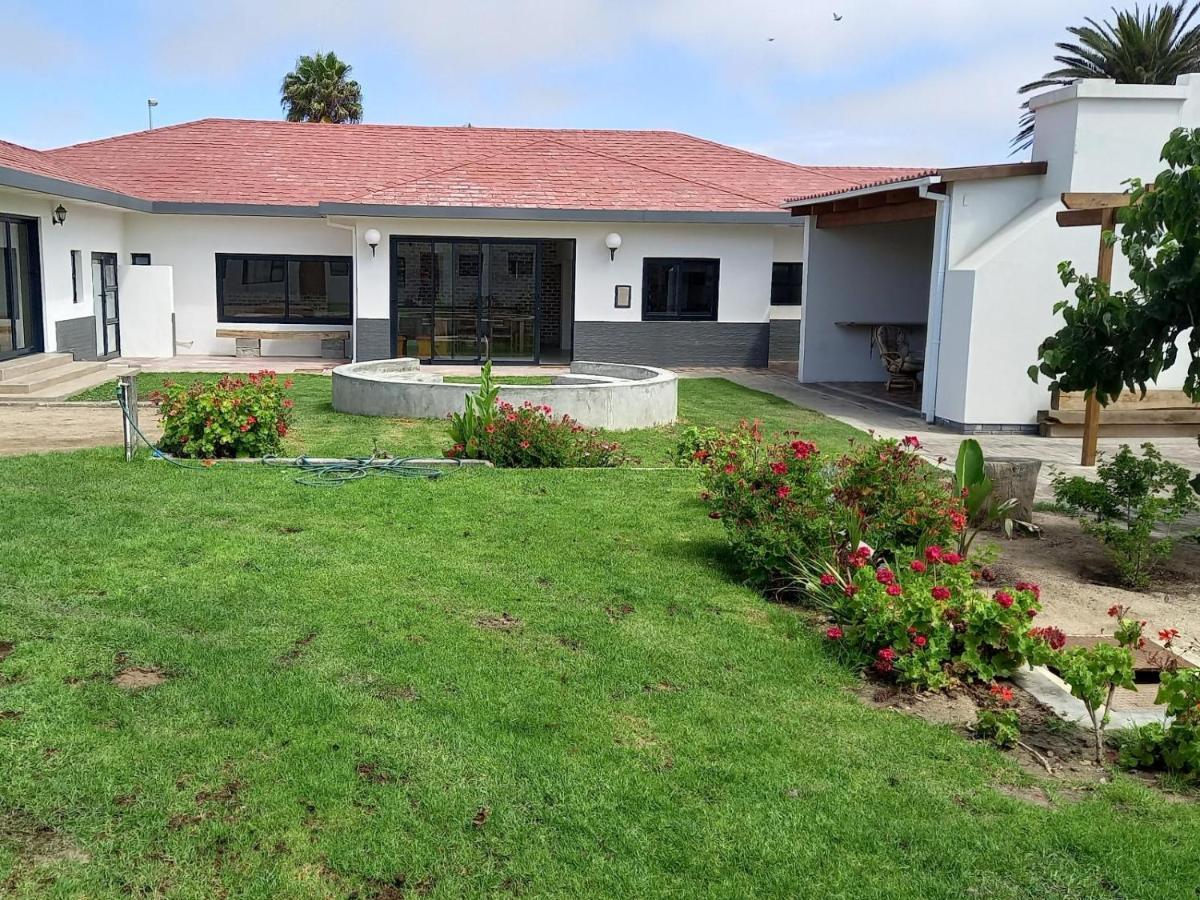 Beach Garden Guesthouse With Self Catering Swakopmund Eksteriør billede